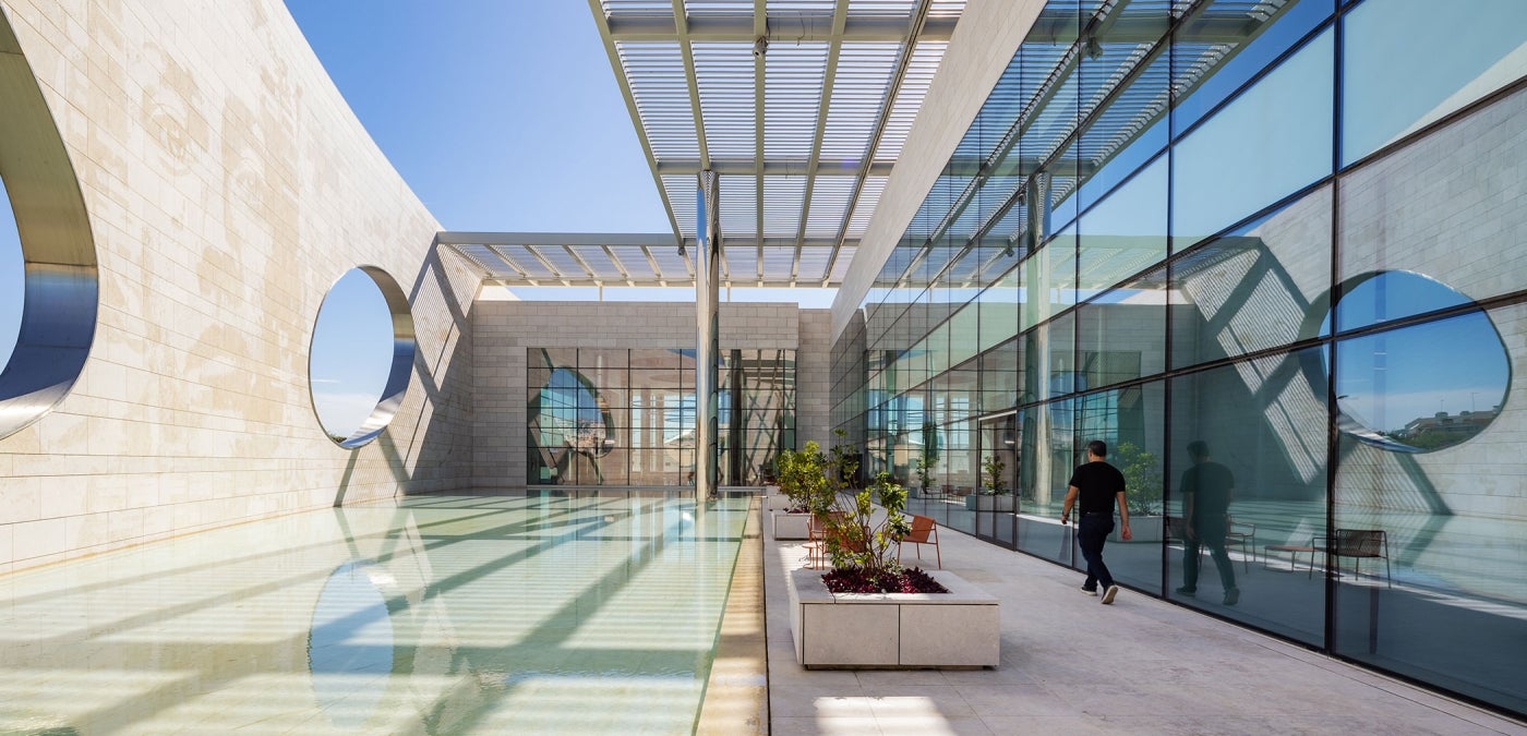 Botton-Champlimaud Pancreatic Cancer Center Water Feature