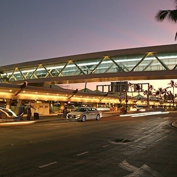 honolulu airport pedestrian bridge dusk